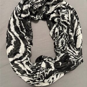 Black and White Patterned Infinity Scarf